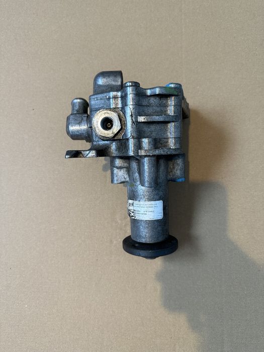 Pompa servo BMW X5 E70, X6 E71 : 6781008