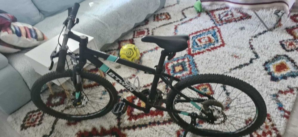 Bicicleta copii 500 ron folosita un an de zile