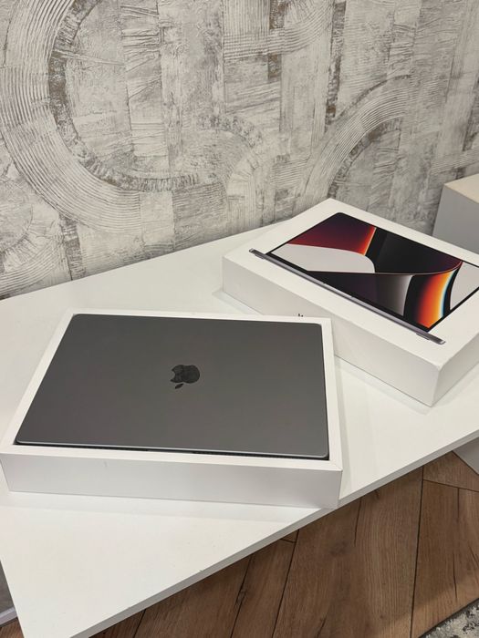 MacBook Pro 16 M1 PRO