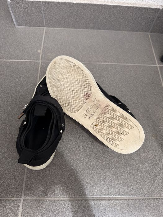 Vând sneakers Versace Jeans Couture originali, mărimea 36.