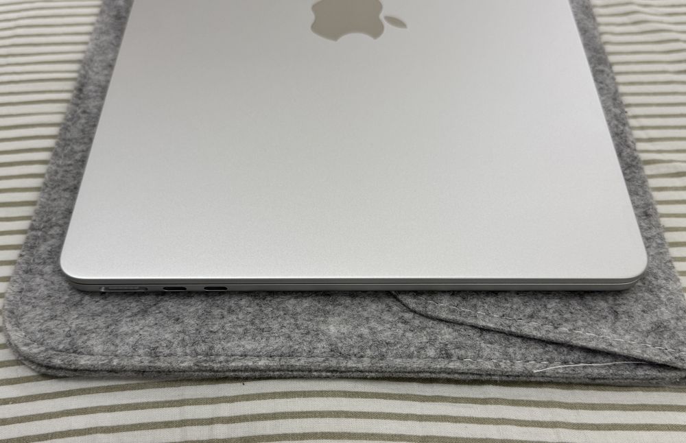 Macbook air 2025 m4 256gb
