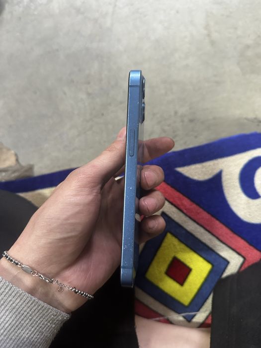 Продаю iPhone 13 128 гб