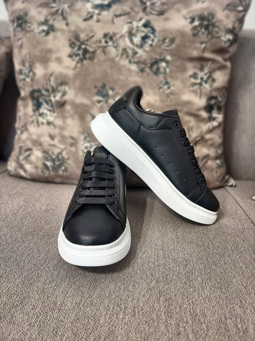 Adidasi Alexander Mcqueen Black&White Edition