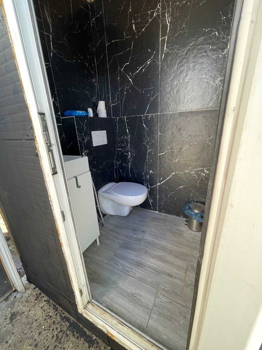 Toaleta de curte, wc de gradina