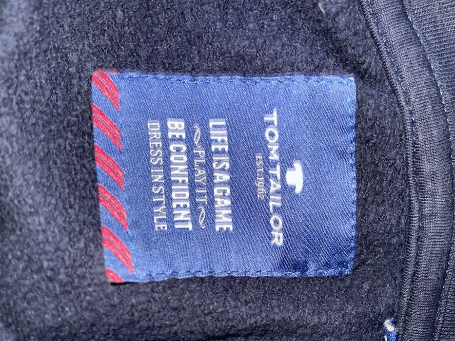 Vând bluza Tom Tailor