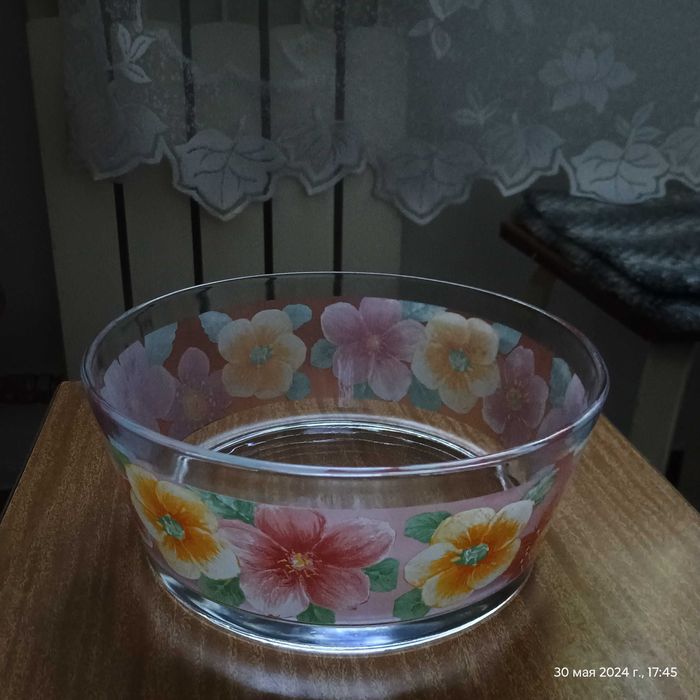 Блюдо - чаша для красивой подачи еды