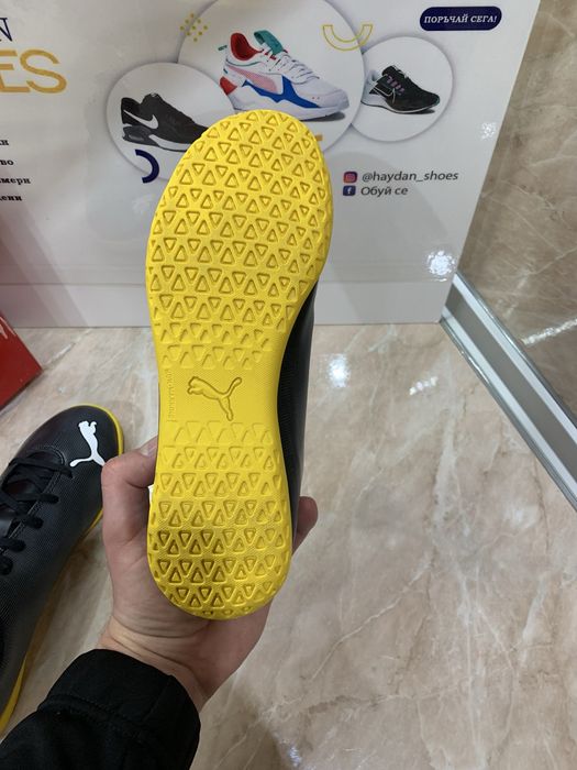 Puma футболни обувки номер 37,5