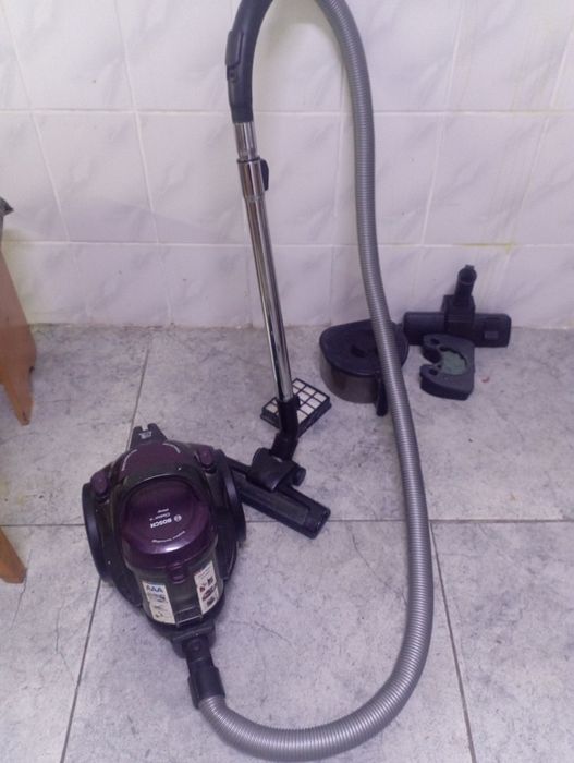 Продам пылесос bosh