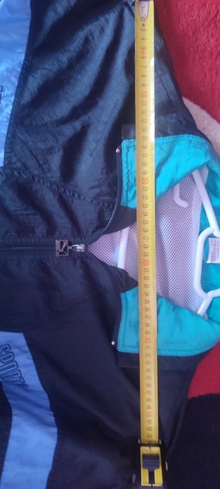 geaca puma xl fas cu buzunare cu fermoare si geaca fas xxl -30 lei buc