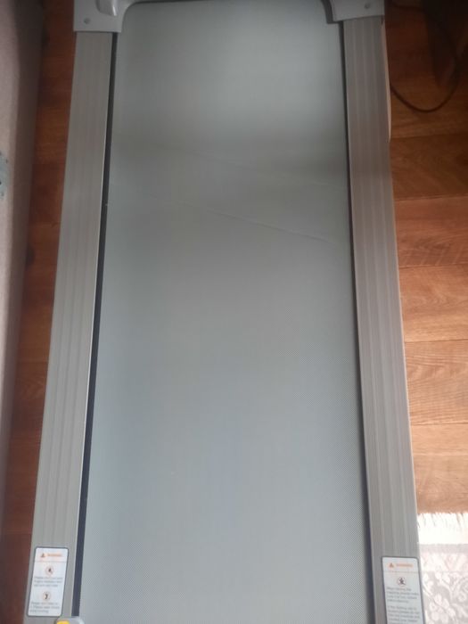 Продам беговую дорожку