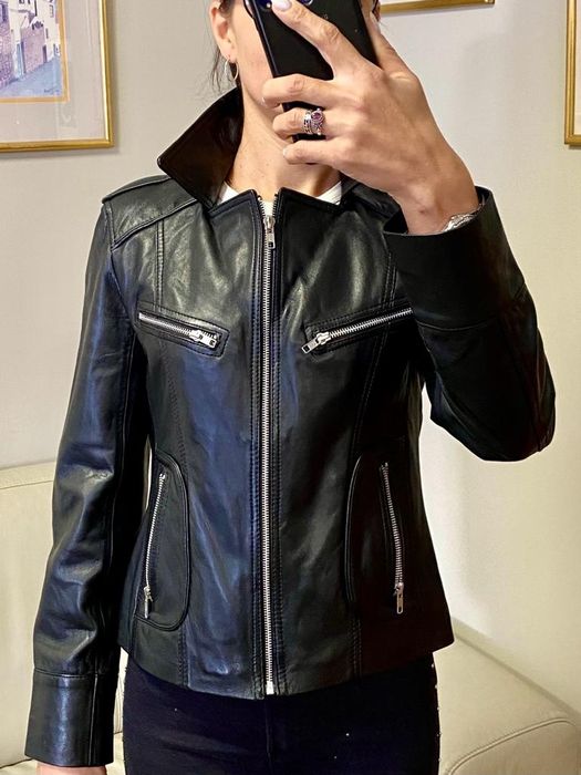 Geaca piele naturala 100%.