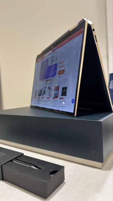 Лаптоп HP Spectre X360 8 ядрен i7/16GB RAM/512GB SSD