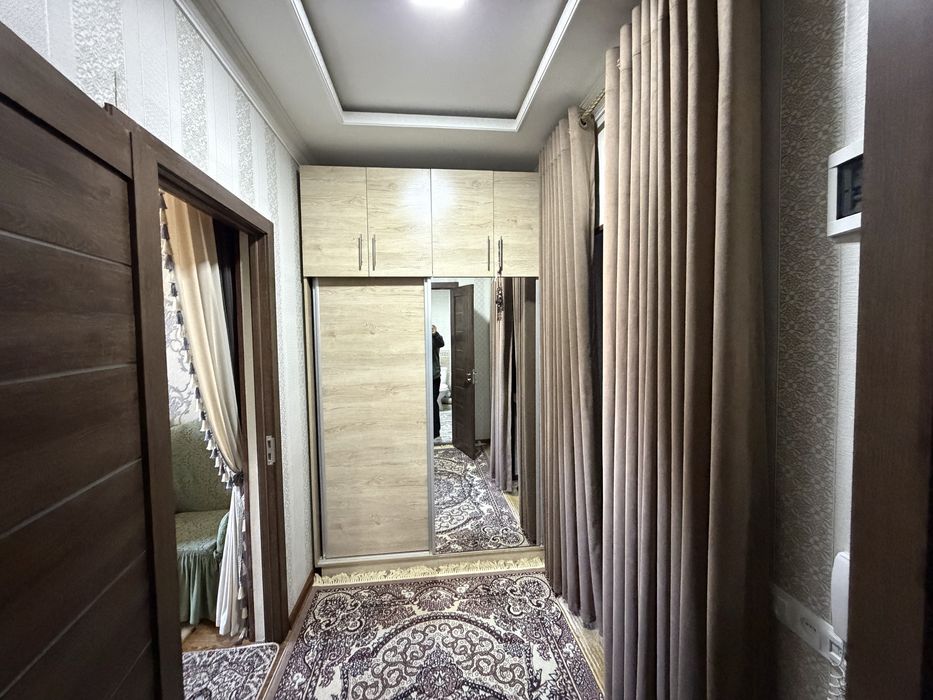 Сотилади новостройка 2хона 3 этажда 45м2 Саттепо три бочки