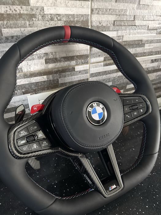 Volan Custom M Sport BMW Seria G (Carbon Forjat, Piele, Butoane M1/M2, Padele Carbon) – Complet cu Airbag