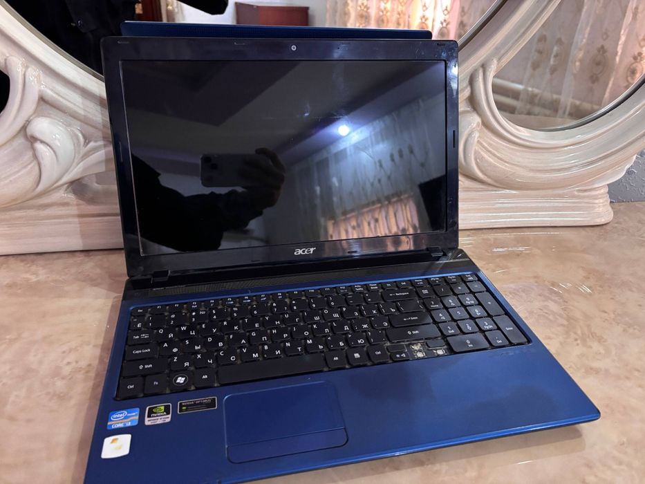 2 та ноутбук сотилади