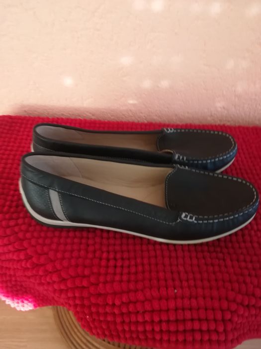 Mocasini noi Geox piele nr 42 dama
