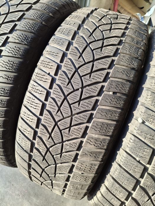 2 Anvelope M+S 235 50 r19 Goodyear