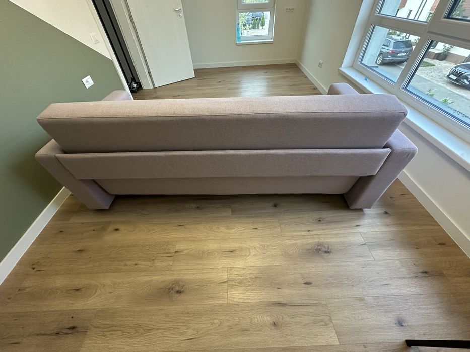 Canapea extensibila roz pudra