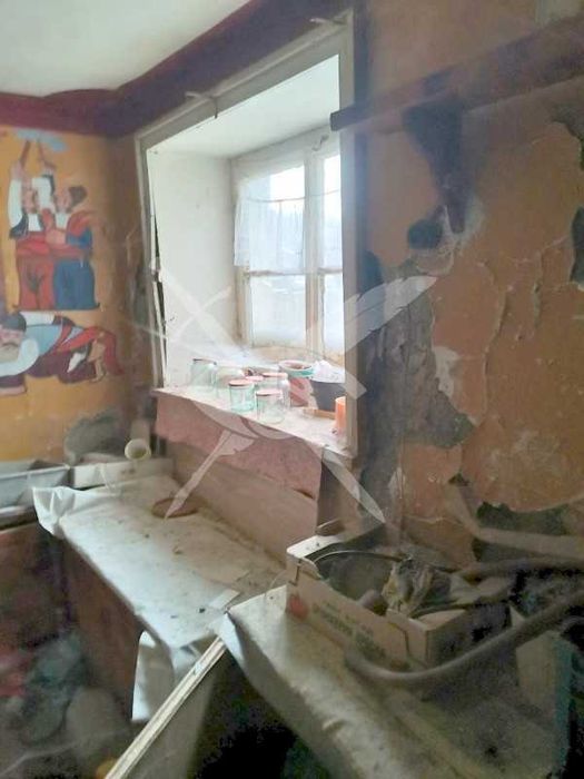 Продава се Къща в Карнобат - 200 кв.м за 215 €/кв.м - Снимка #2