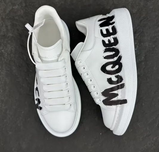 Adidasi Alexander McQueen Grafitty