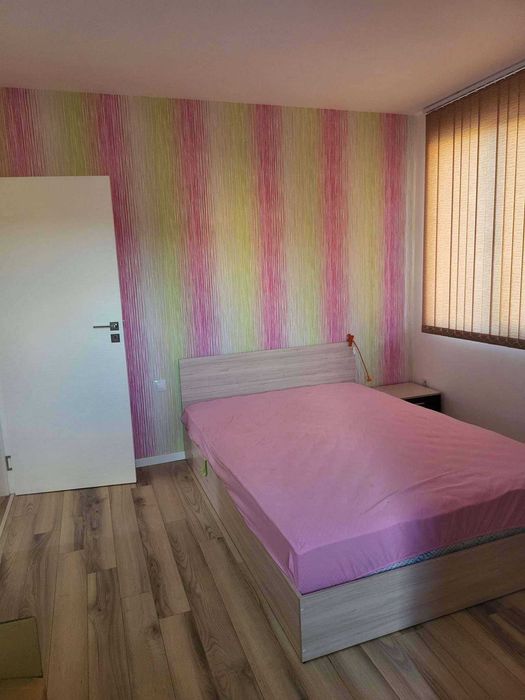 Дава се под наем Тристаен апартамент в София, Витоша - 90 кв.м за 700 € - Снимка #3