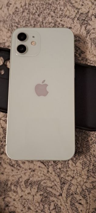 Айфон 12 128гб..