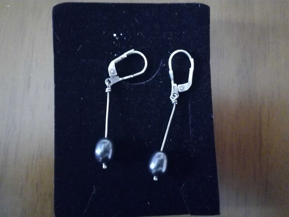 Сребърни бижута-обеци-40лв, Армани-80лв