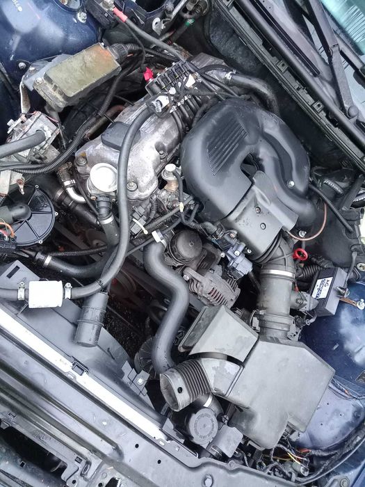 Vand Motor Bmw E46 1.9 Benzina (Complet La Proba)
