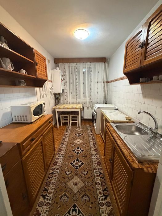 Închiriez apartament 3 camere Trivale, Pitești