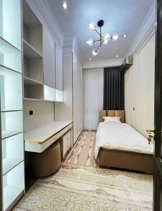 Сдам 3-х 1/4 комнатную квартиру в Ялангач, Эко Базар А3