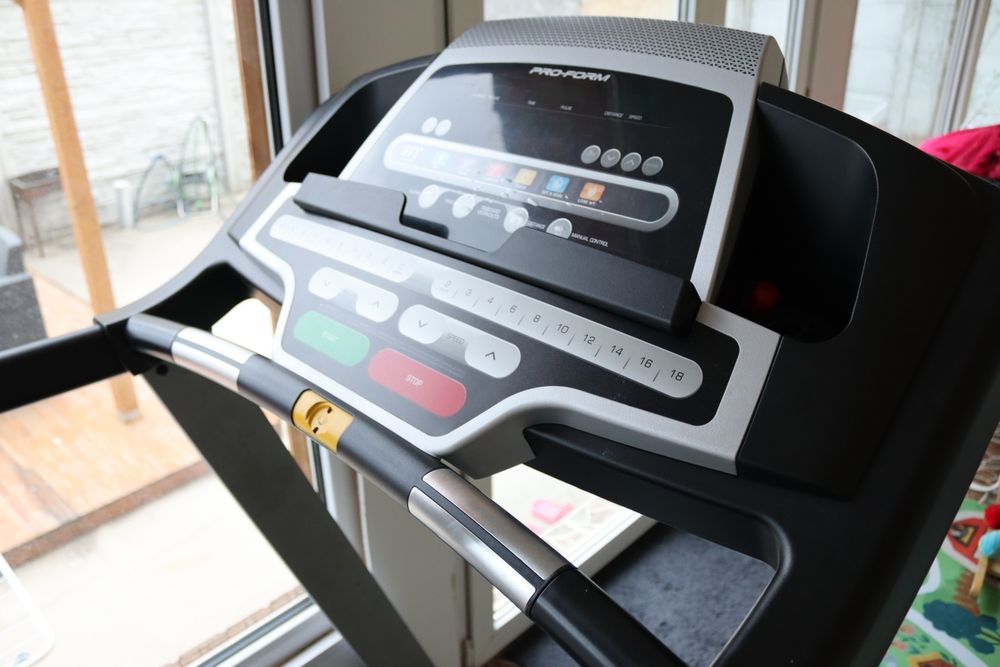 Vând 2 aparate profesionale de fitness