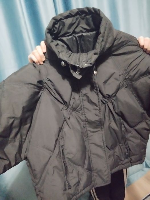 Продам куртку на девочку