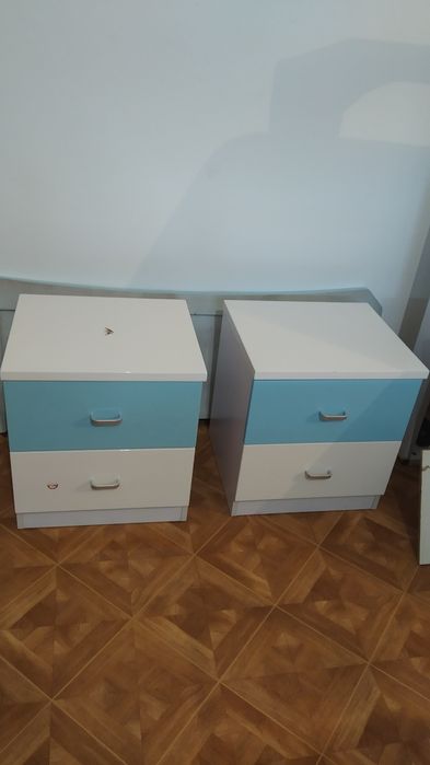 Спальный гарнитур и шкаф-прихожка