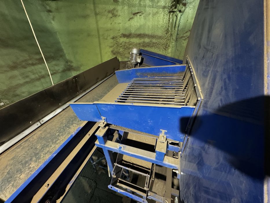 Masina de curatat ceapa