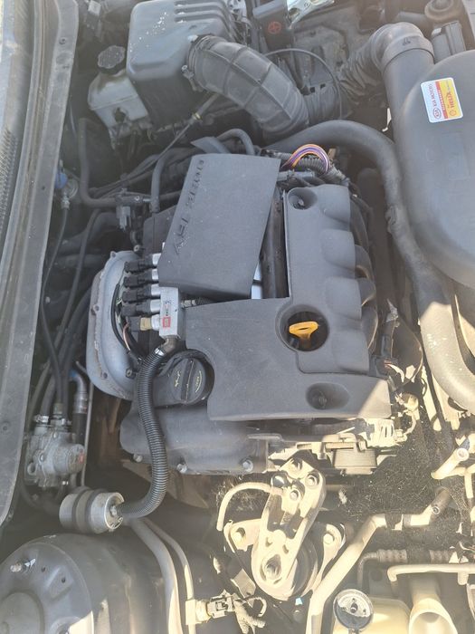 Двигател Kia Ceed 1.4 16V / Киа Сийд 1.4 16В бензин Код: G4FA