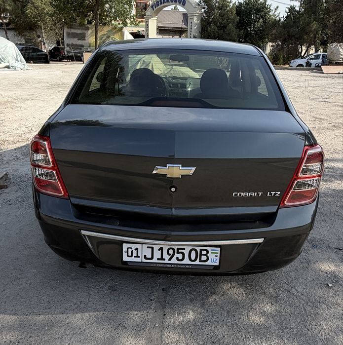Cobalt автомат мокрый асфалт