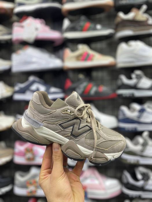Sneakers New Balance 9060 Cream Brown Mocha Low