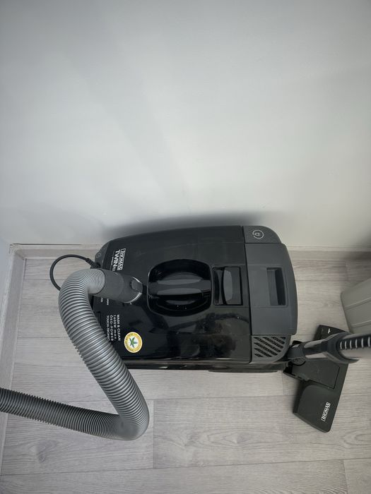 Продам пылесос. Томас