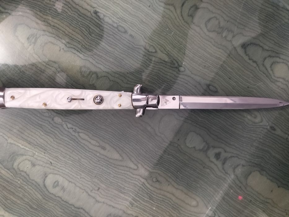 Briceag stileto 33 cm de calitate