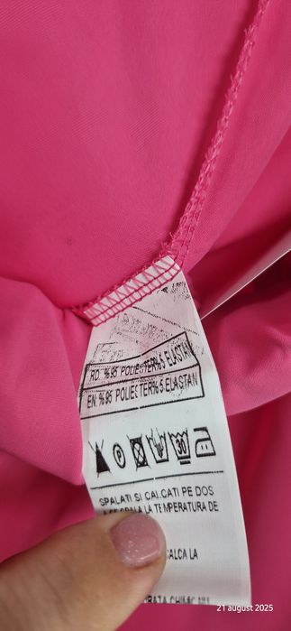 Pantaloni subțiri de vară