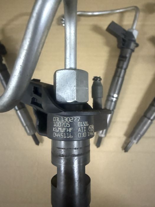 Injectoare vw passat b6 cc golf skoda seat 2.0 tdi cba cbb