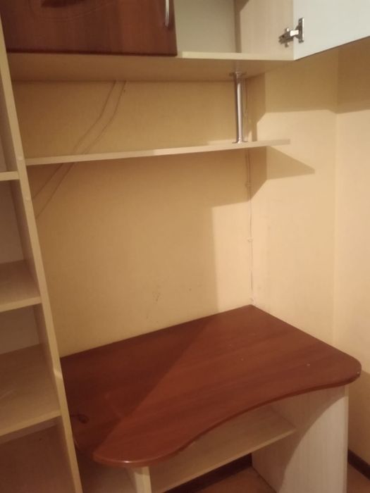 Детский  спальный гарнитур и кровать.