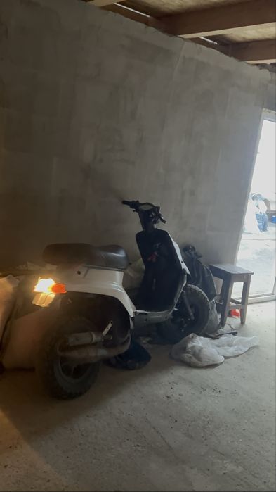 Yamaha booster 80cc 2t