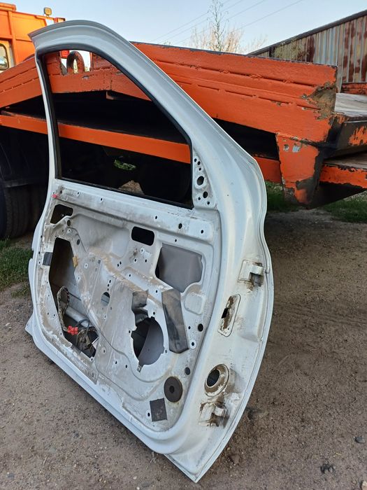 Продам дверь на гранту