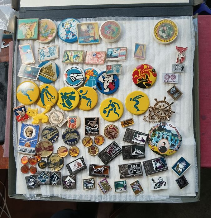 Значки алюминиевые и ситал, СССР