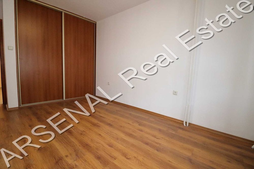 Дава се под наем Четиристаен апартамент в София, Дианабад - 195 кв.м за 900 € - Снимка #4