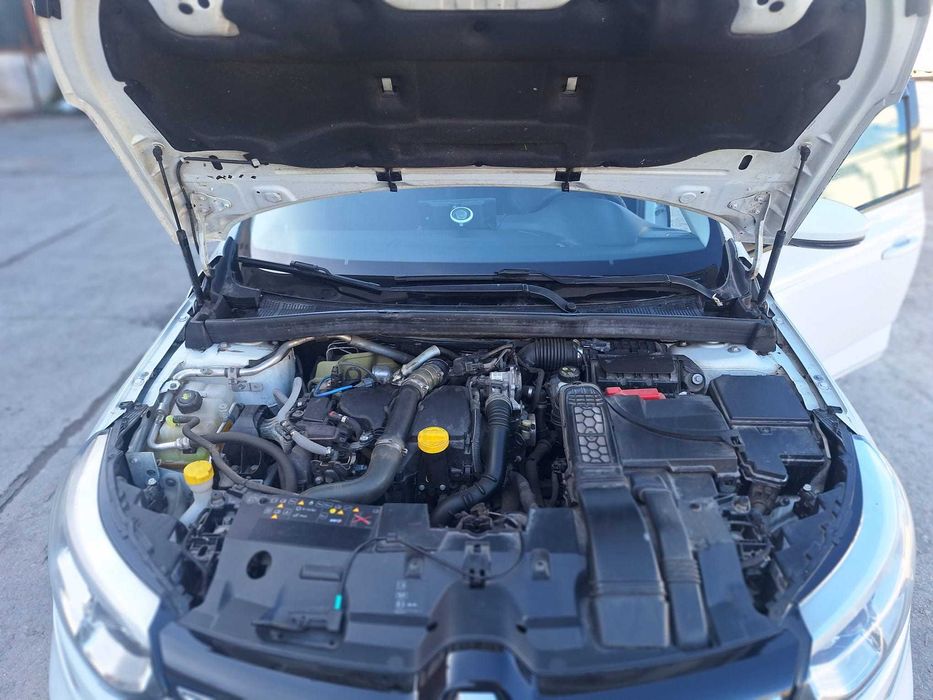 Vand Renault Megane 1.5 diesel, 90 CP, an 2017