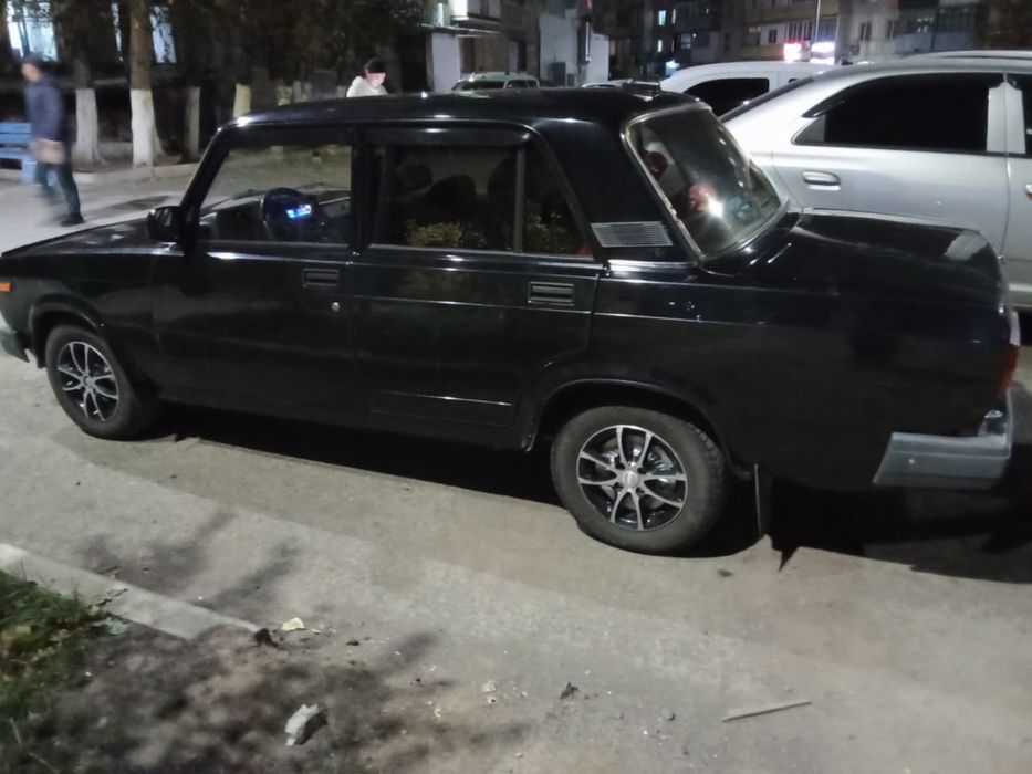 Продам машину Ваз Лада 2107