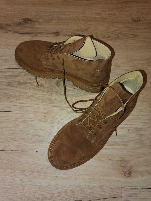 Обувки естествена кожа. Размер 41