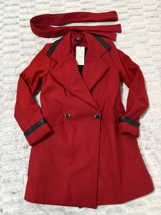 НОВИ Бутикови Дрехи